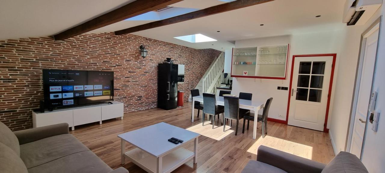 Loft 80M2 En Plein Coeur De La Vieille Ville 3 Etoiles Toulon Kültér fotó