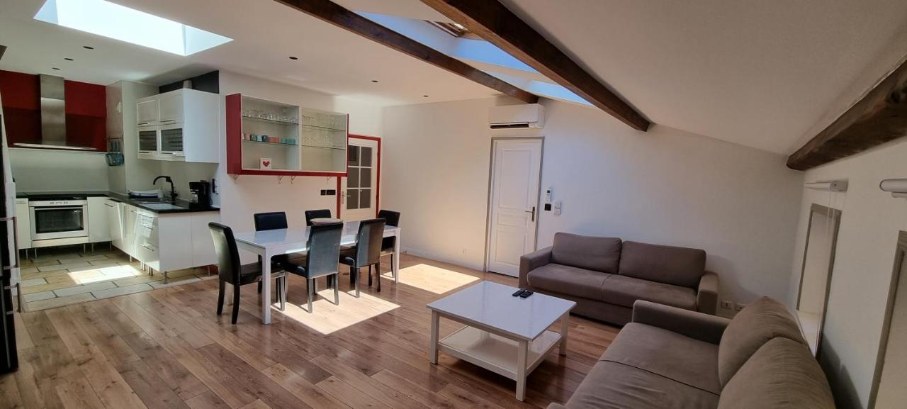 Loft 80M2 En Plein Coeur De La Vieille Ville 3 Etoiles Toulon Kültér fotó