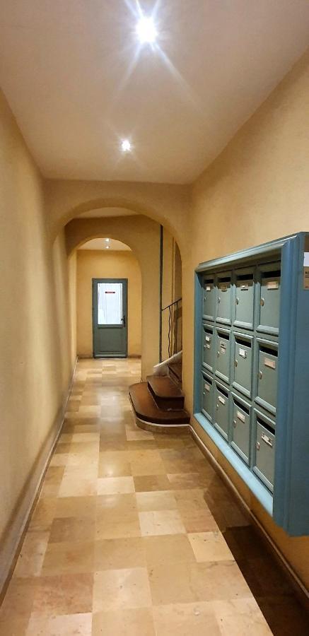 Loft 80M2 En Plein Coeur De La Vieille Ville 3 Etoiles Toulon Kültér fotó