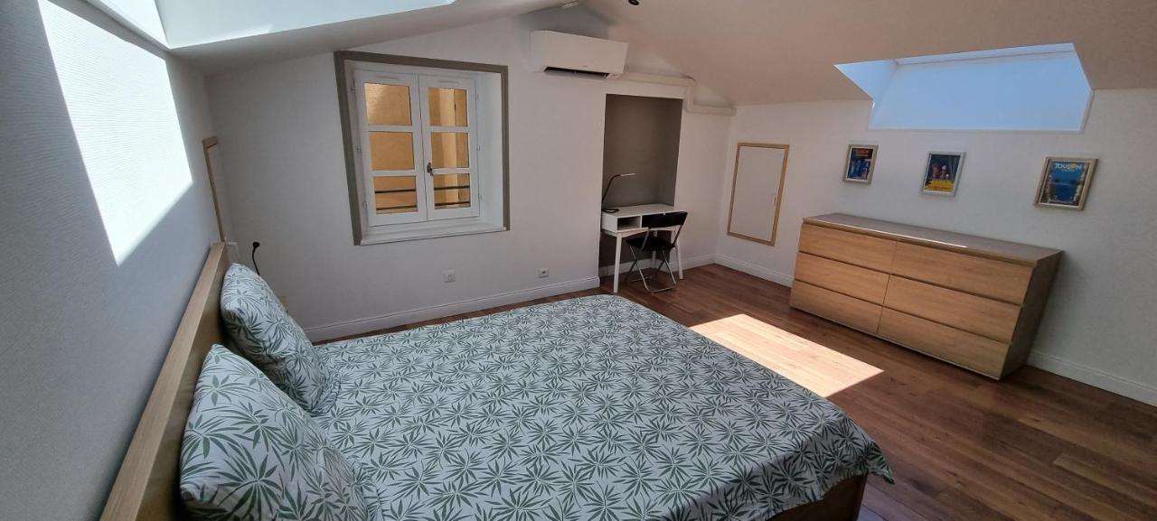 Loft 80M2 En Plein Coeur De La Vieille Ville 3 Etoiles Toulon Kültér fotó